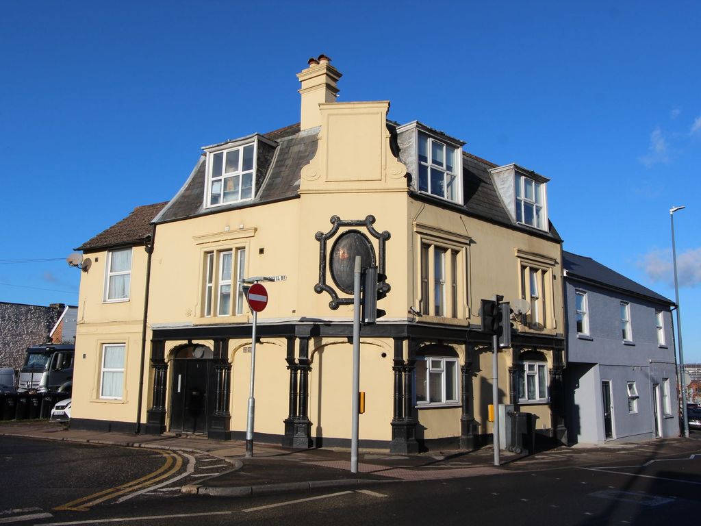 Studio to rent in Old Tovil Road, Maidstone ME15 Zoopla