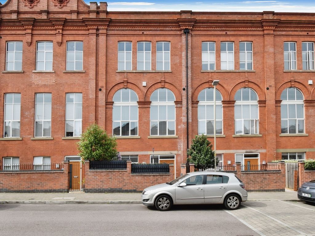 3 bed property for sale in Cowper Street, Leicester LE2, £240,000 Zoopla