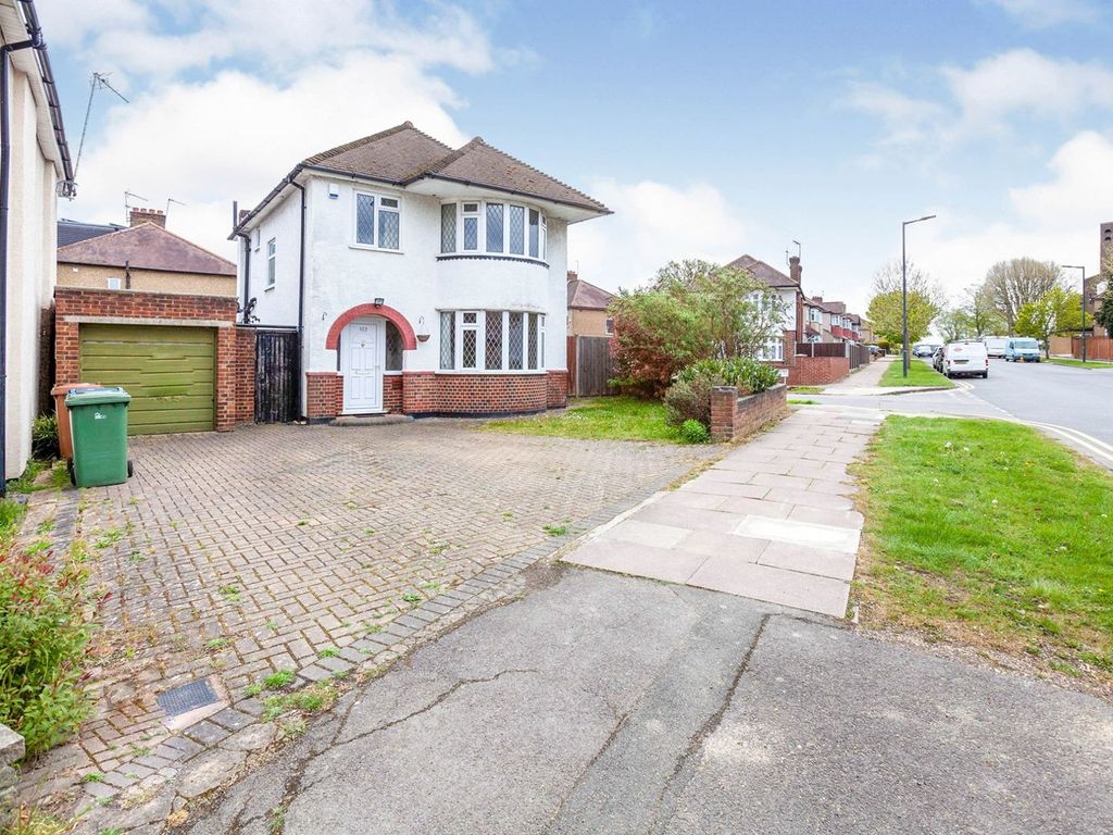 3 bed detached house for sale in The Ridgeway, Harrow HA2 Zoopla