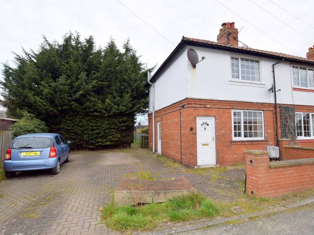 2 bed end terrace house for sale in 1 Pitman Road, Malton YO17 Zoopla