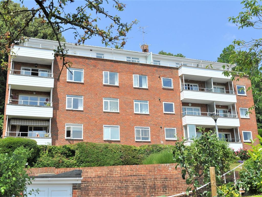 2 bed flat for sale in Baslow Road, Meads, Eastbourne BN20 Zoopla