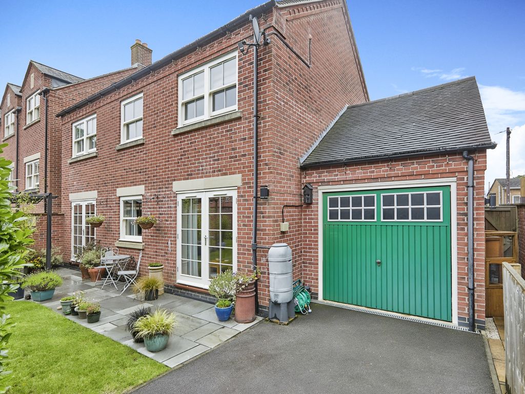 4 bed detached house for sale in Penn Street, Belper DE56, £400,000