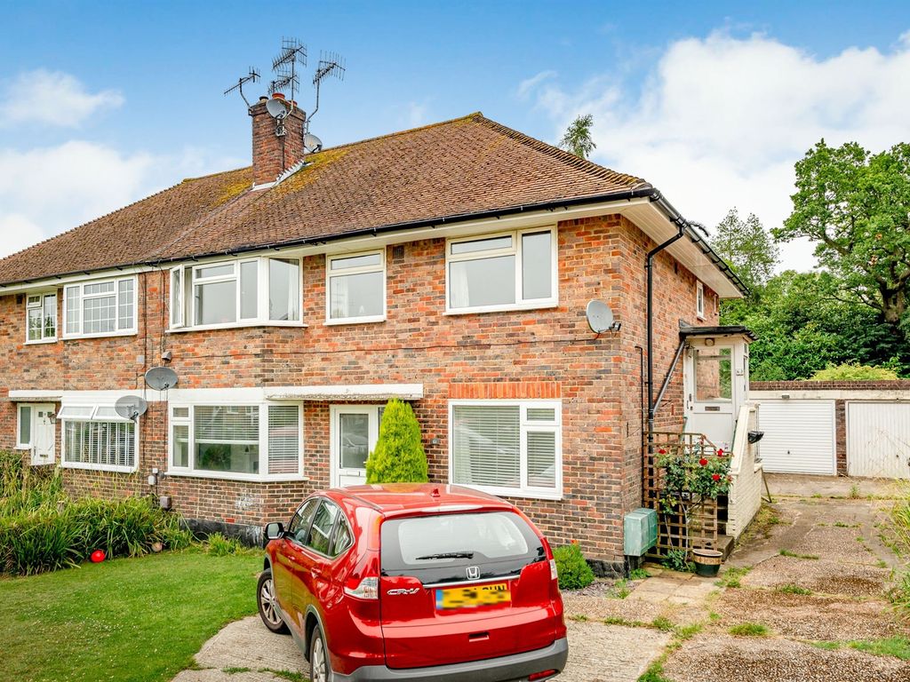 2 bed property for sale in Halsford Park Road, East Grinstead RH19 Zoopla