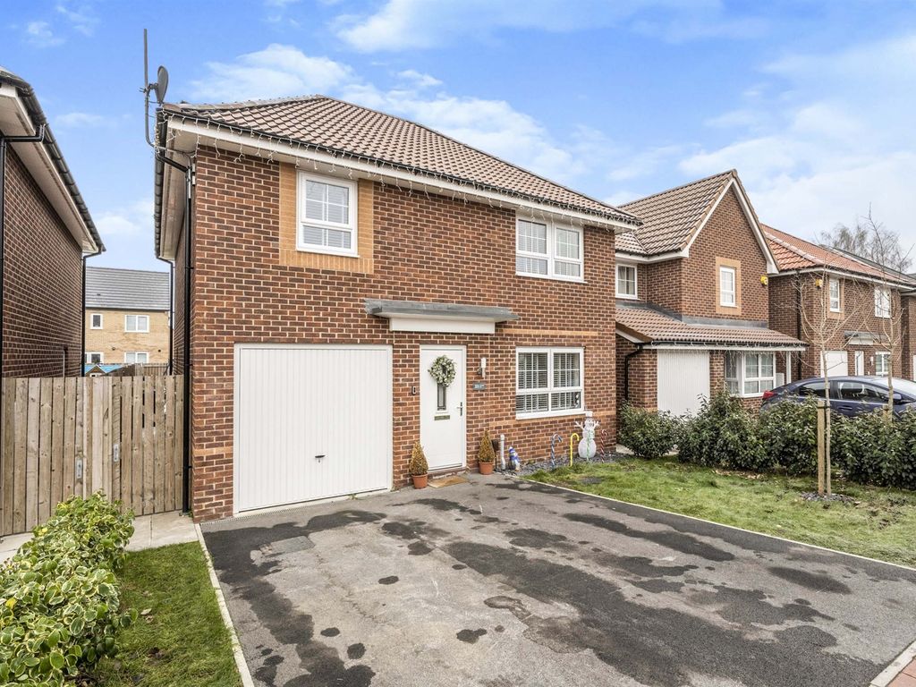 4 bed detached house for sale in Yarborough Drive, Wheatley, Doncaster
