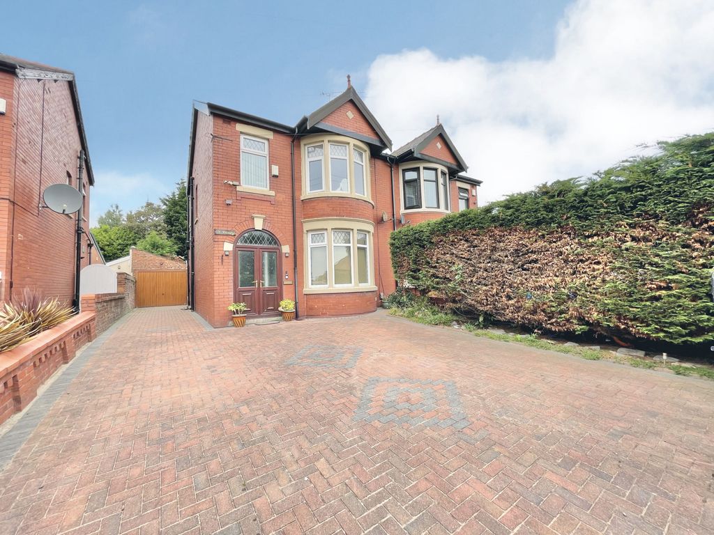 3 bed semidetached house for sale in Preston New Road, Blackpool FY3