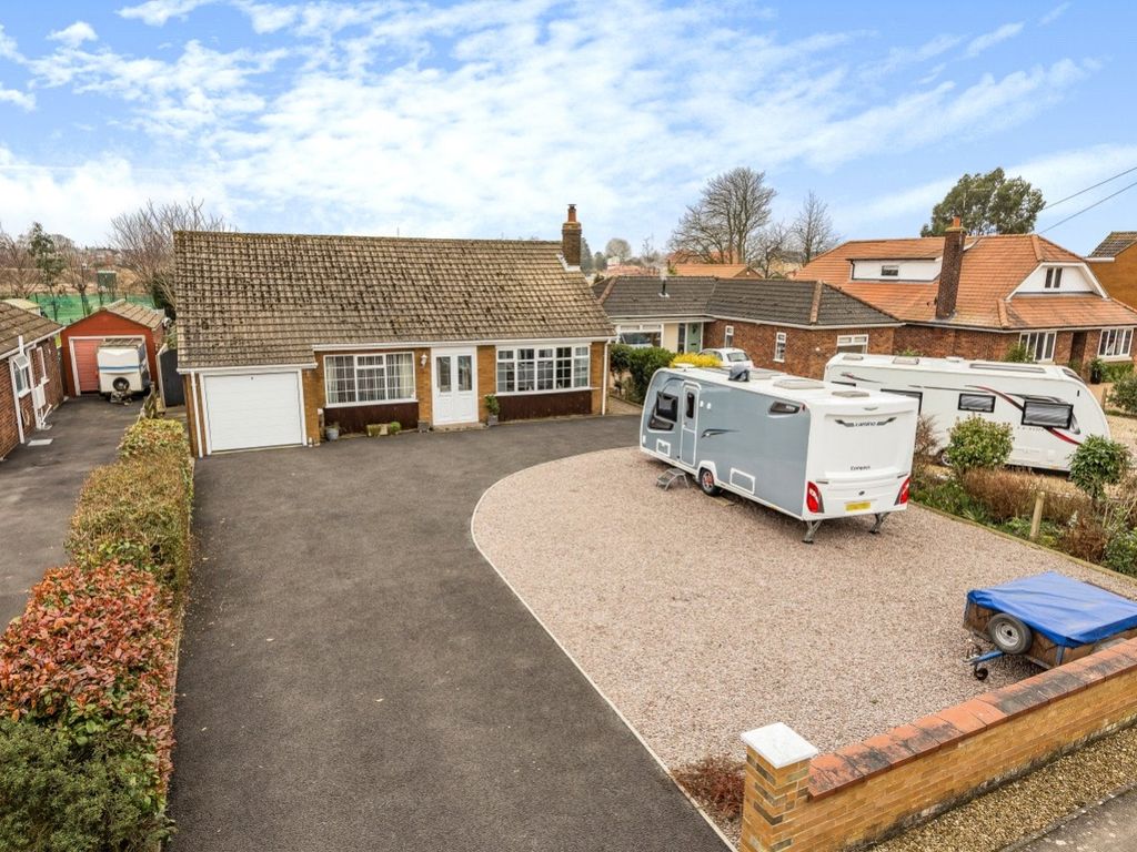 2 bed detached bungalow for sale in Blackthorn Lane, Boston