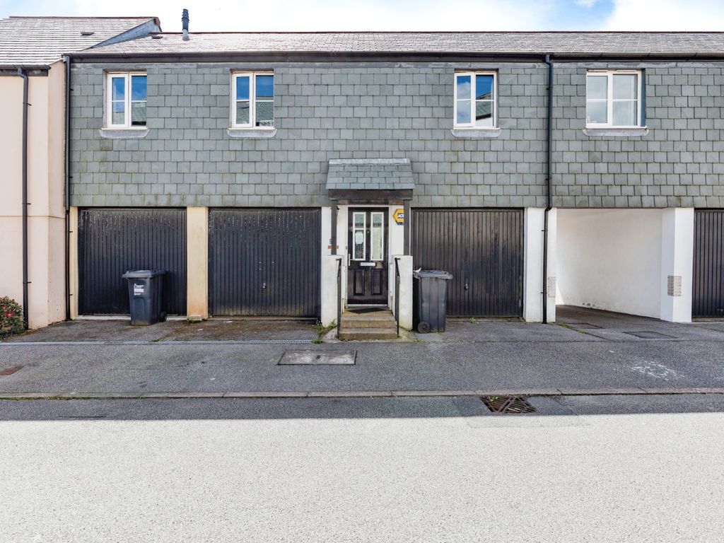 2 bed flat for sale in Gwithian Road, St. Austell, Cornwall PL25, £