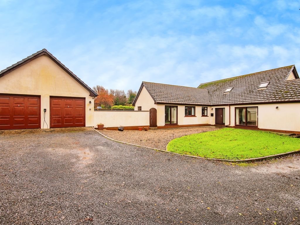 4 bed bungalow for sale in Manorbier, Manorbier, Tenby SA70, £650,000