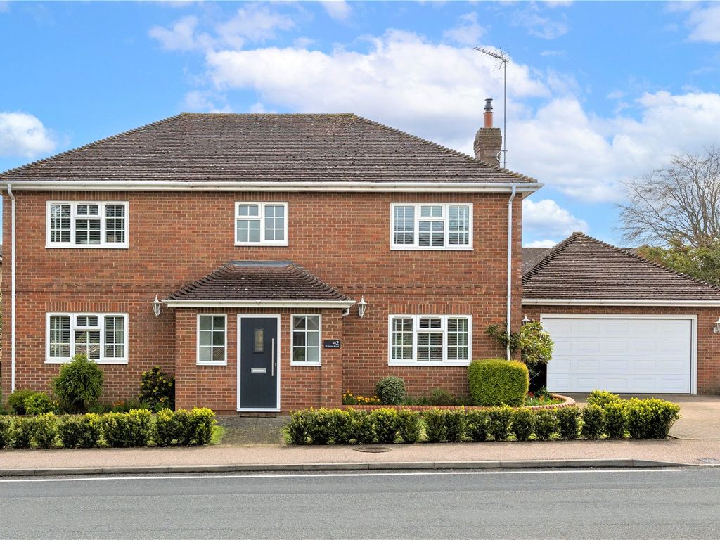 4 bed detached house for sale in St. Johns Road, Hitchin, Hertfordshire