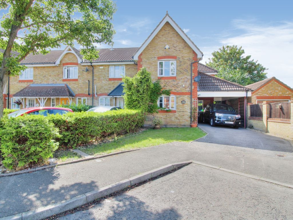 3 bed end terrace house for sale in Campion Close, Rush Green, Romford