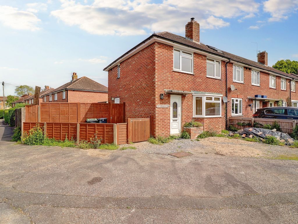 2 bed end terrace house for sale in Colemore Square, Havant PO9 Zoopla