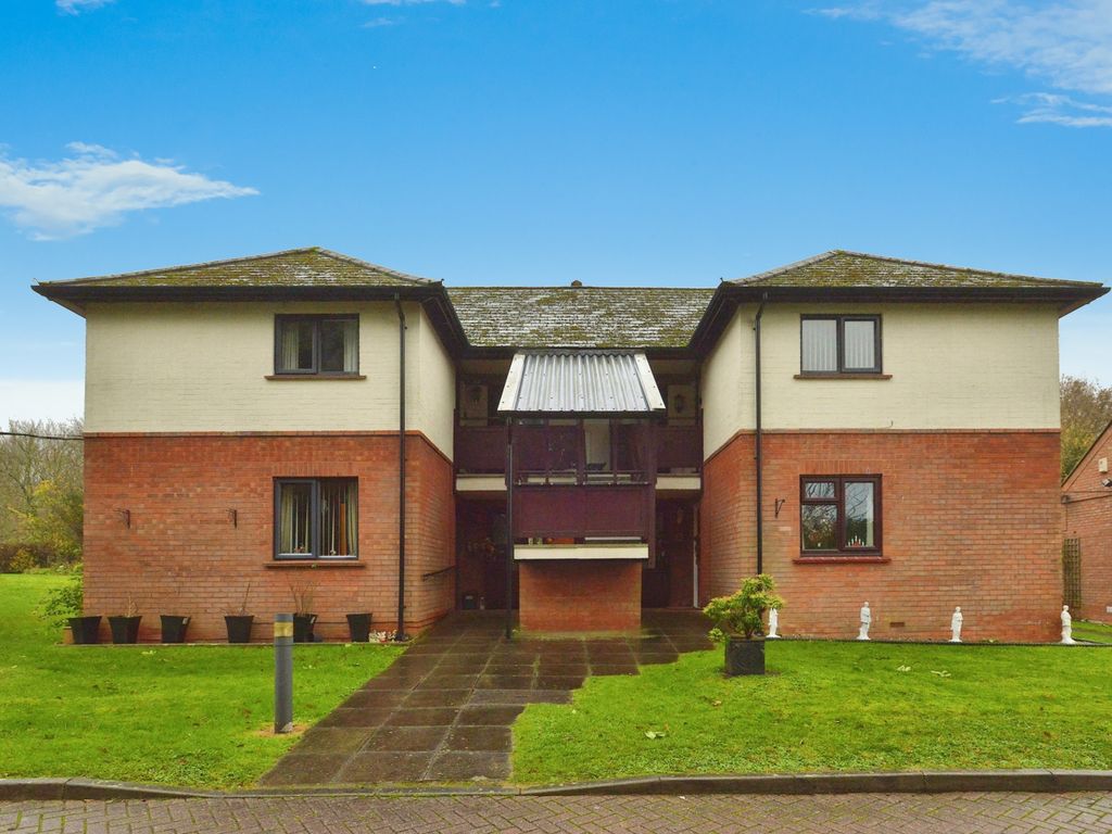 2 bed flat for sale in The Mount, Simpson, Milton Keynes