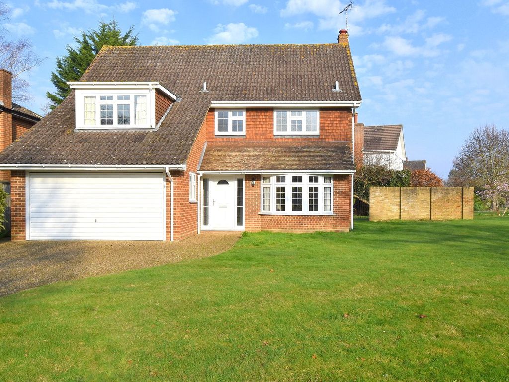 5 bed detached house for sale in The Ridings, East Horsley KT24, £