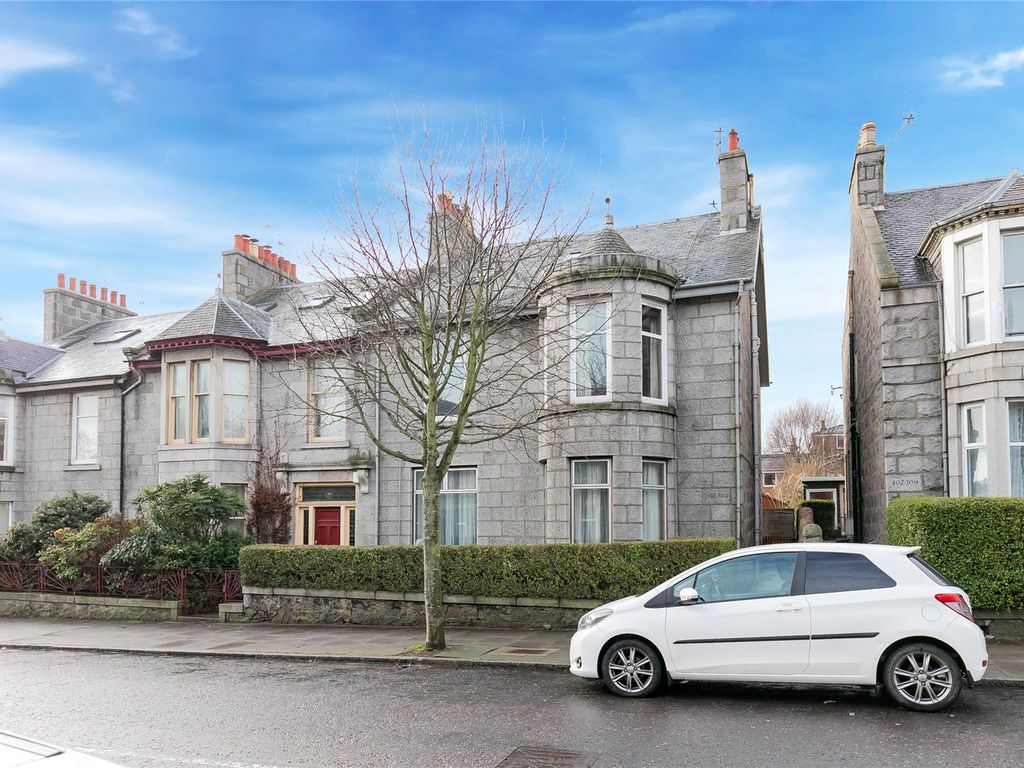 4 bed flat to rent in 103 Clifton Road, Aberdeen AB24, £1,400 pcm Zoopla