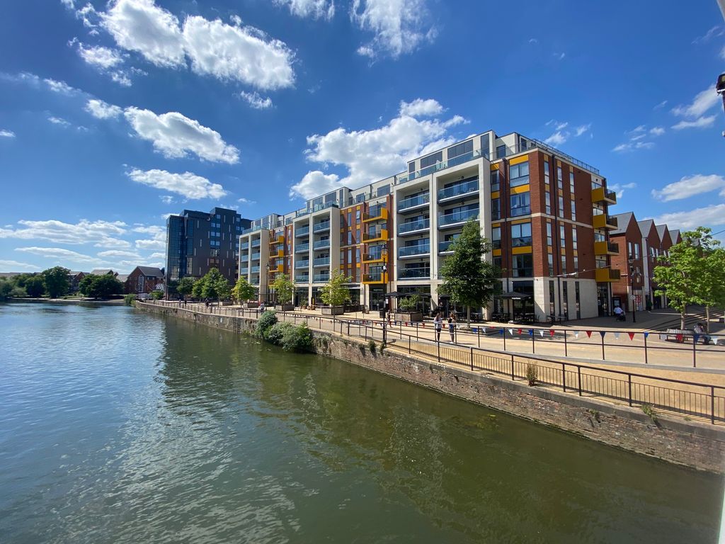 Riverside Square, Bedford MK40  