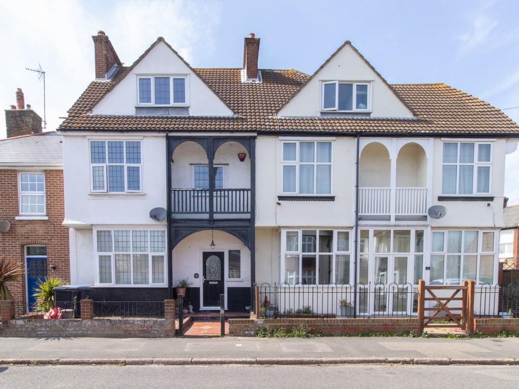 5 bed terraced house for sale in Laleham Road, Margate CT9 Zoopla