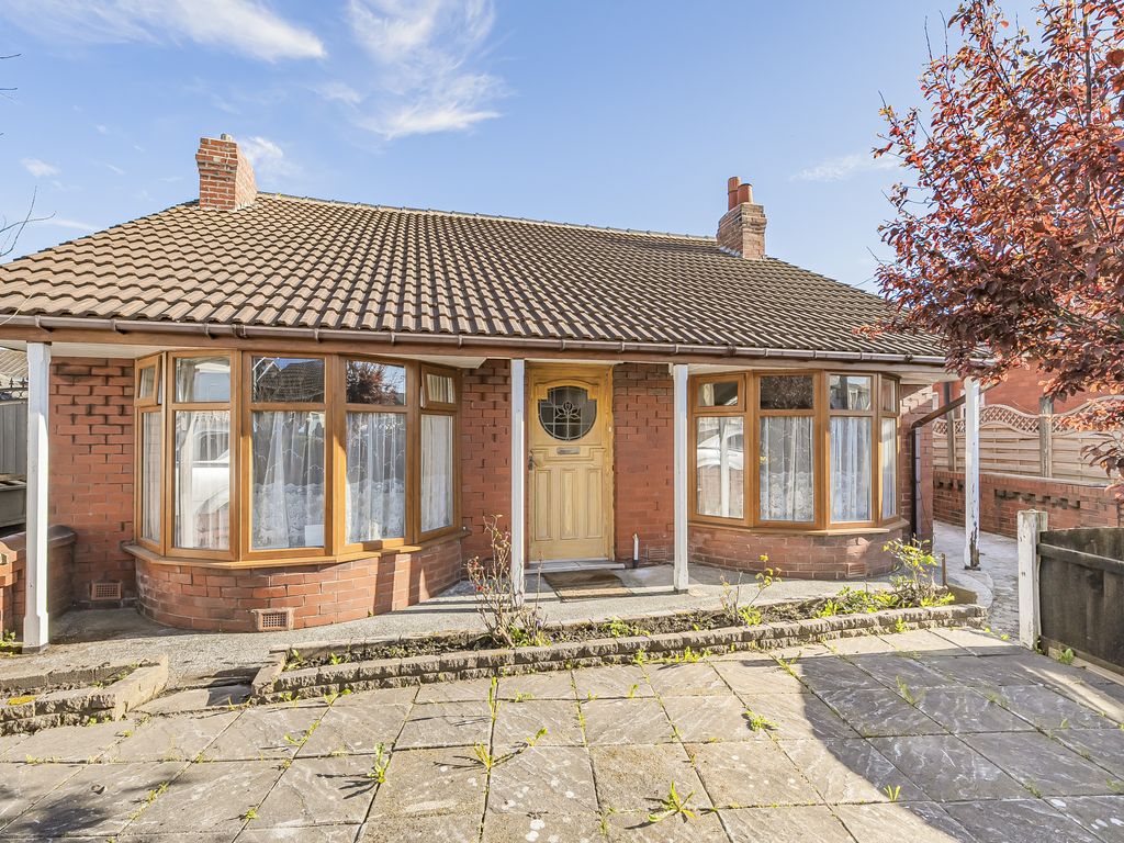 3 bed bungalow for sale in Daggers Hall Lane, Blackpool, Lancashire FY4