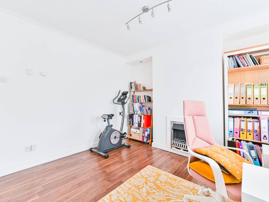 1 bed for sale in Carlyon Avenue, Harrow HA2 Zoopla