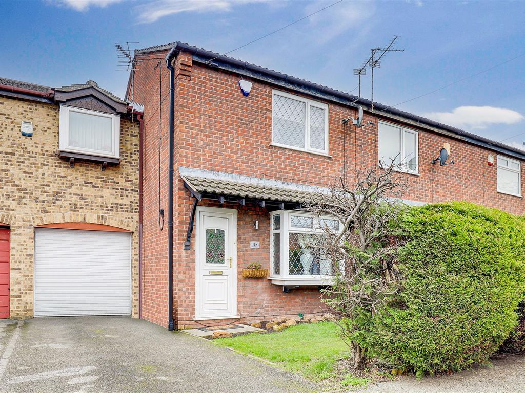 2 bed terraced house for sale in Corsham Gardens, Thorneywood