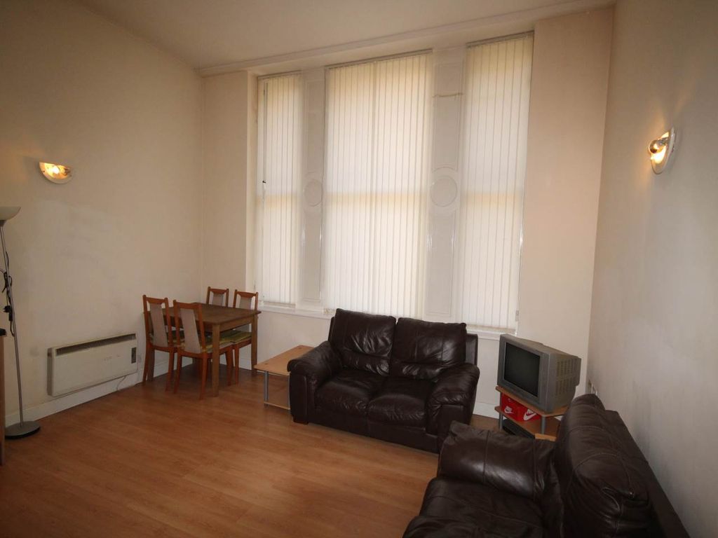 2 bed flat to rent in Pearl Assurance House, 49 Bank Street, Bradford