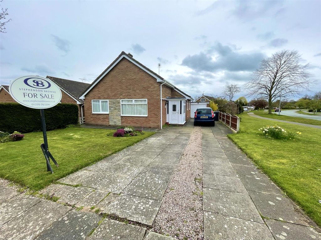 2 bed detached bungalow for sale in Brereton Close, Sandbach CW11 Zoopla