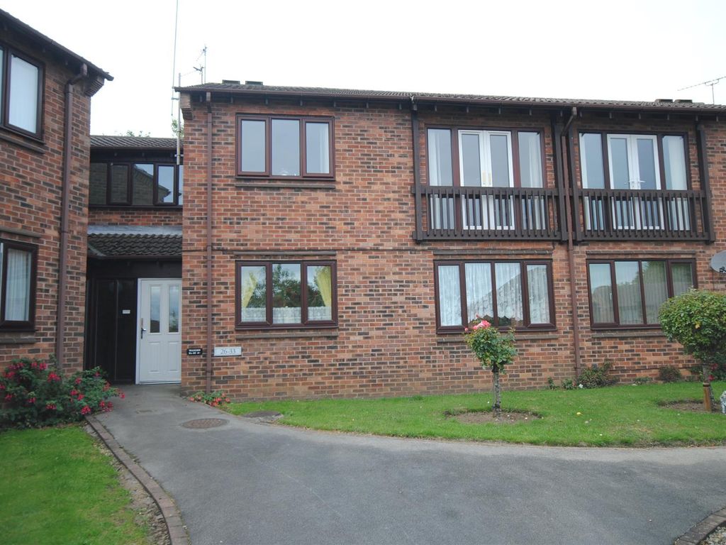 2 bed flat for sale in Woodlands Court, Kippax, Leeds LS25 Zoopla