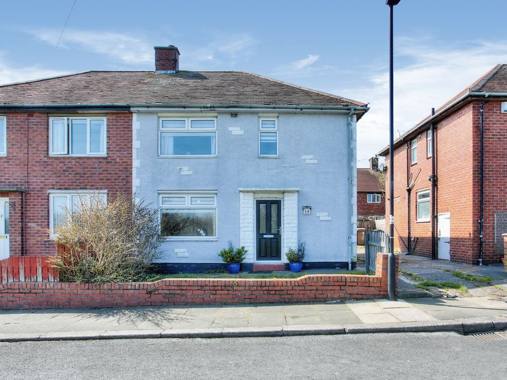 3 bed semidetached house for sale in Henley Gardens, Wallsend NE28