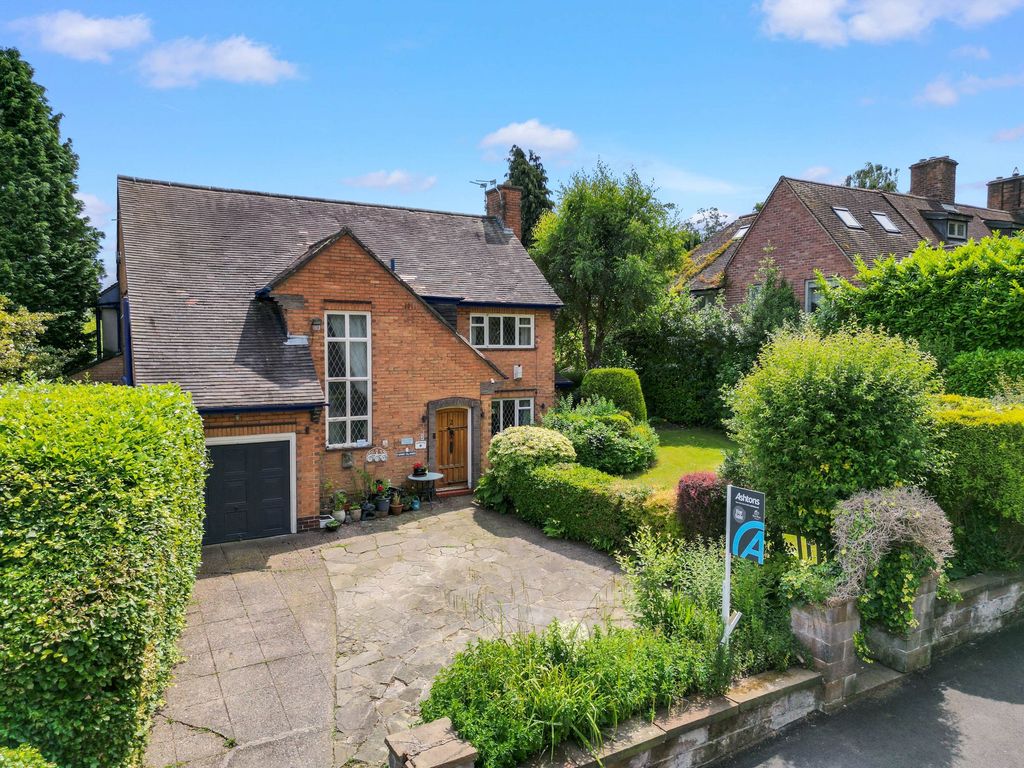 4 bed detached house for sale in Burfield Drive, Appleton WA4, £985,000 Zoopla