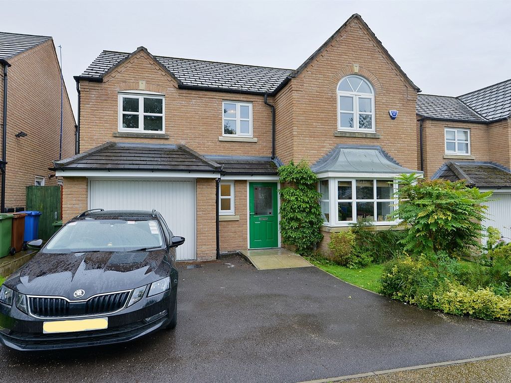 4 bed detached house for sale in Eastwood Drive, Marple, Stockport SK6