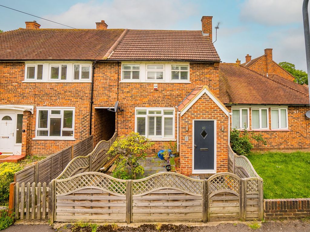 2 bed end terrace house for sale in Trelawney Avenue, Slough SL3 Zoopla