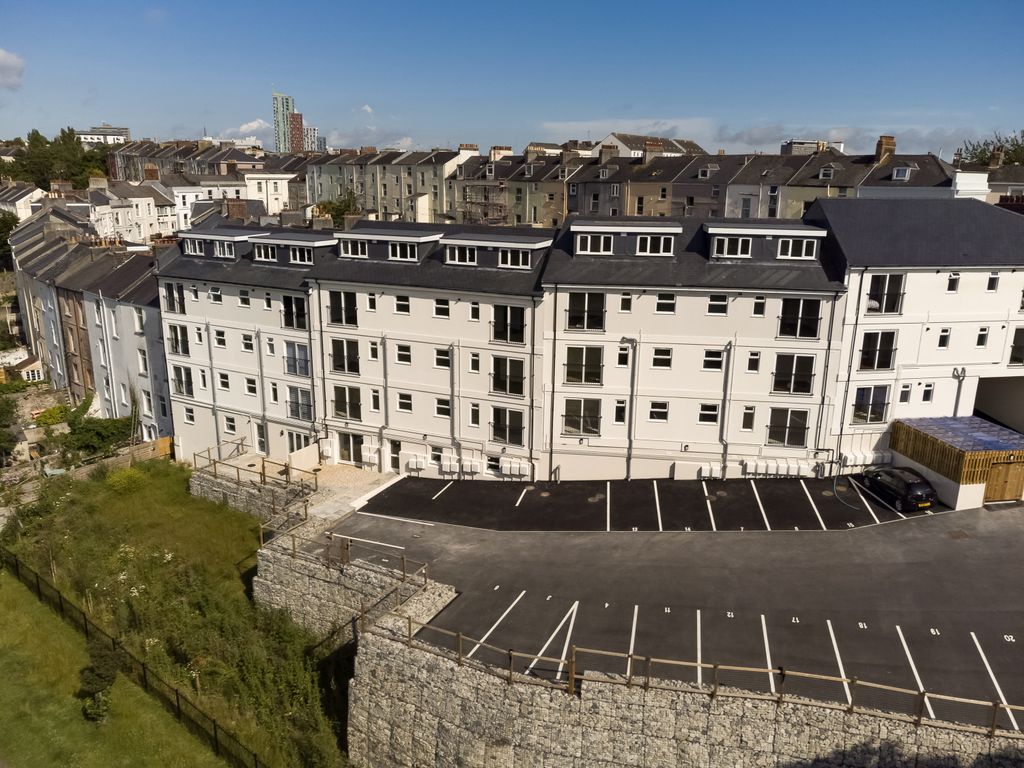Arundel Crescent, Stonehouse, Plymouth PL1  