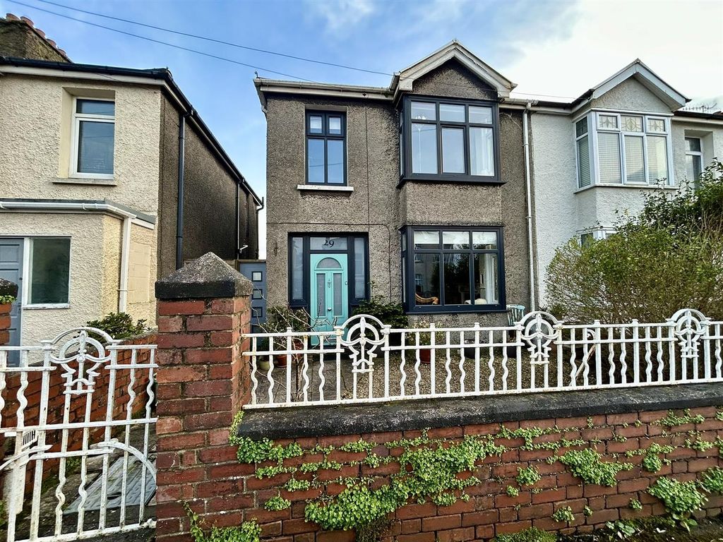 3 bed semidetached house for sale in Stradey Park Avenue, Llanelli