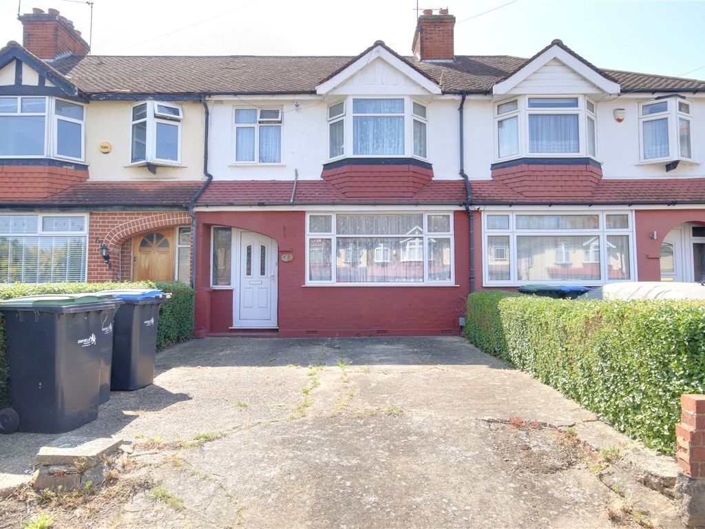 3 bed terraced house for sale in Goodwood Avenue, Enfield EN3 Zoopla