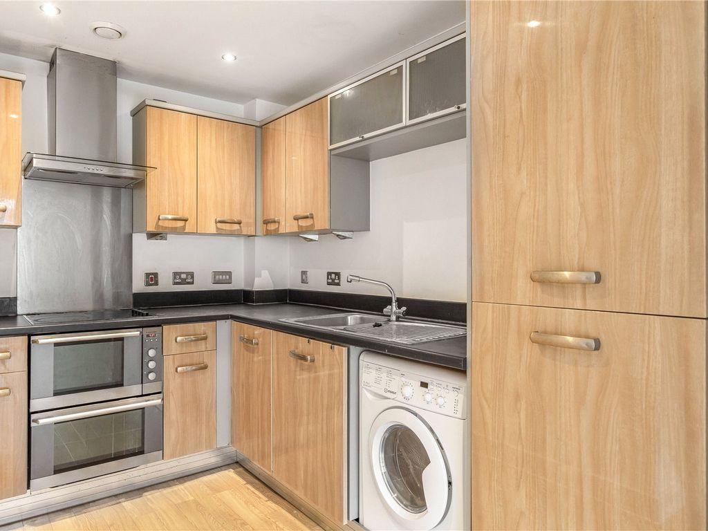 Harry Zeital Way, London E5