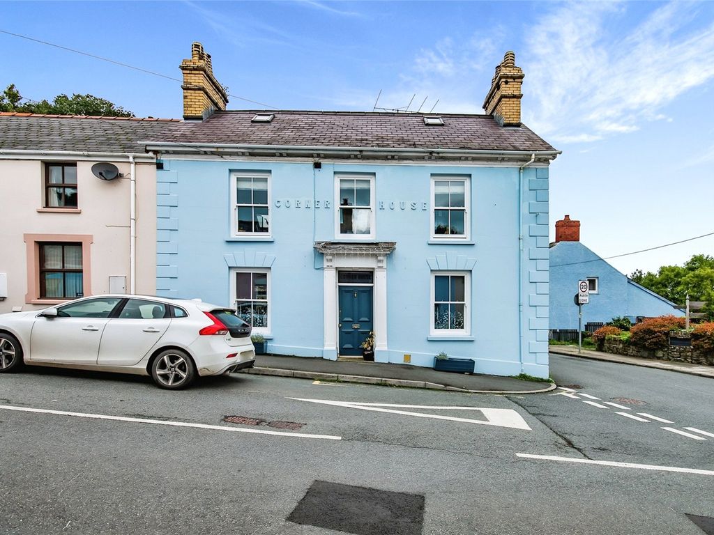 3 bed end terrace house for sale in High Street, St. Dogmaels, Cardigan