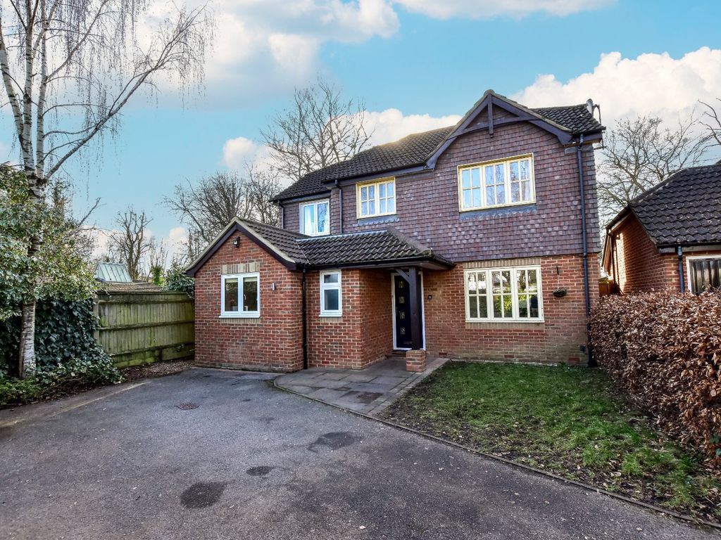 4 bed detached house for sale in The Farthings, Amersham HP6 Zoopla