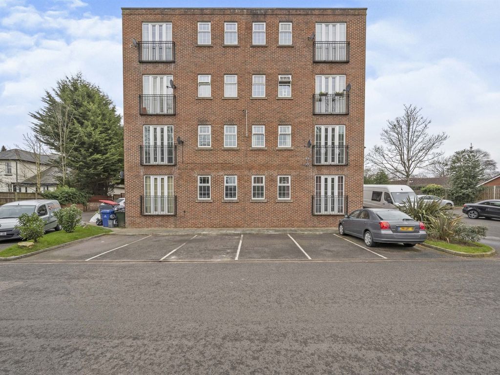 2 bed flat for sale in Bawtry Road, Bessacarr, Doncaster DN4 Zoopla