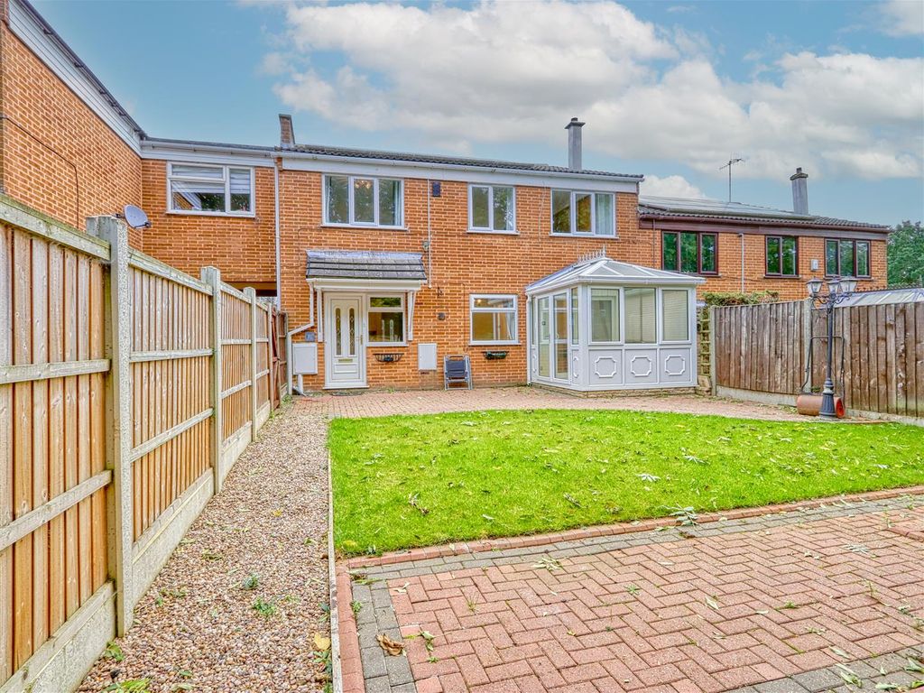 3 bed town house for sale in Green Farm Close, Holme Hall, Chesterfield