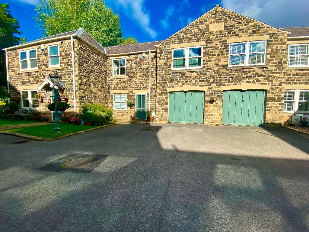 1 bed terraced house to rent in The Mews, Rock Mount, Fulwood Road