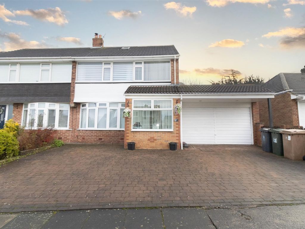 3 bed semidetached house for sale in Chantry Drive, Wideopen, Newcastle Upon Tyne NE13, £