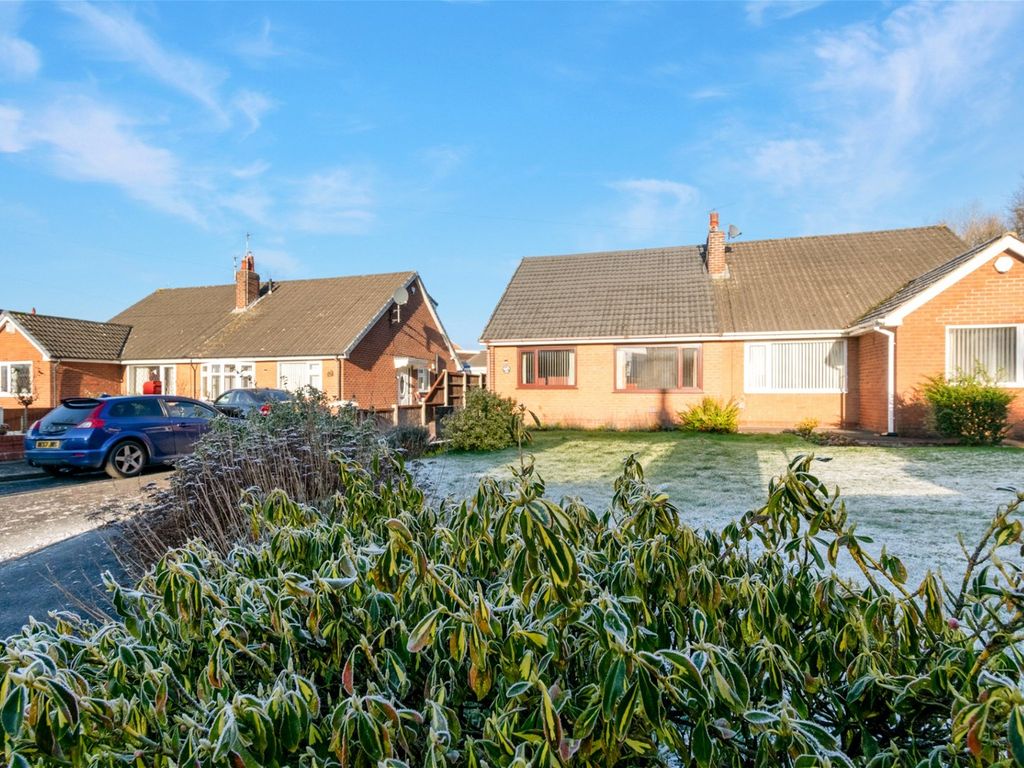 3 bed semidetached bungalow for sale in Bristol Avenue, Farington
