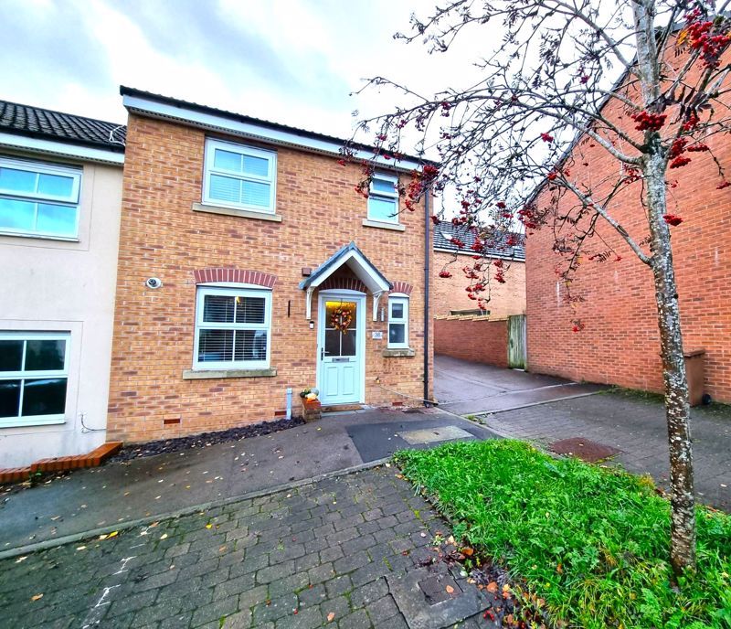 3 bed semidetached house for sale in Dragon Way, Penallta, Hengoed