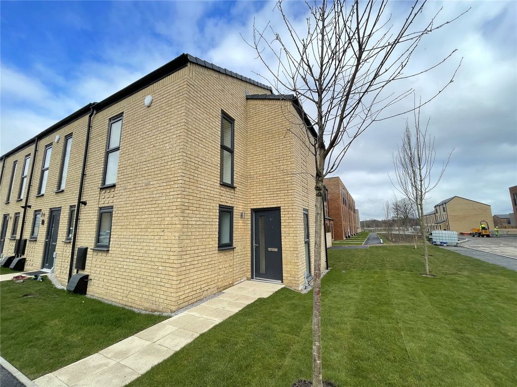 2 bed end terrace house to rent in Castle Irwell, Salford, Manchester