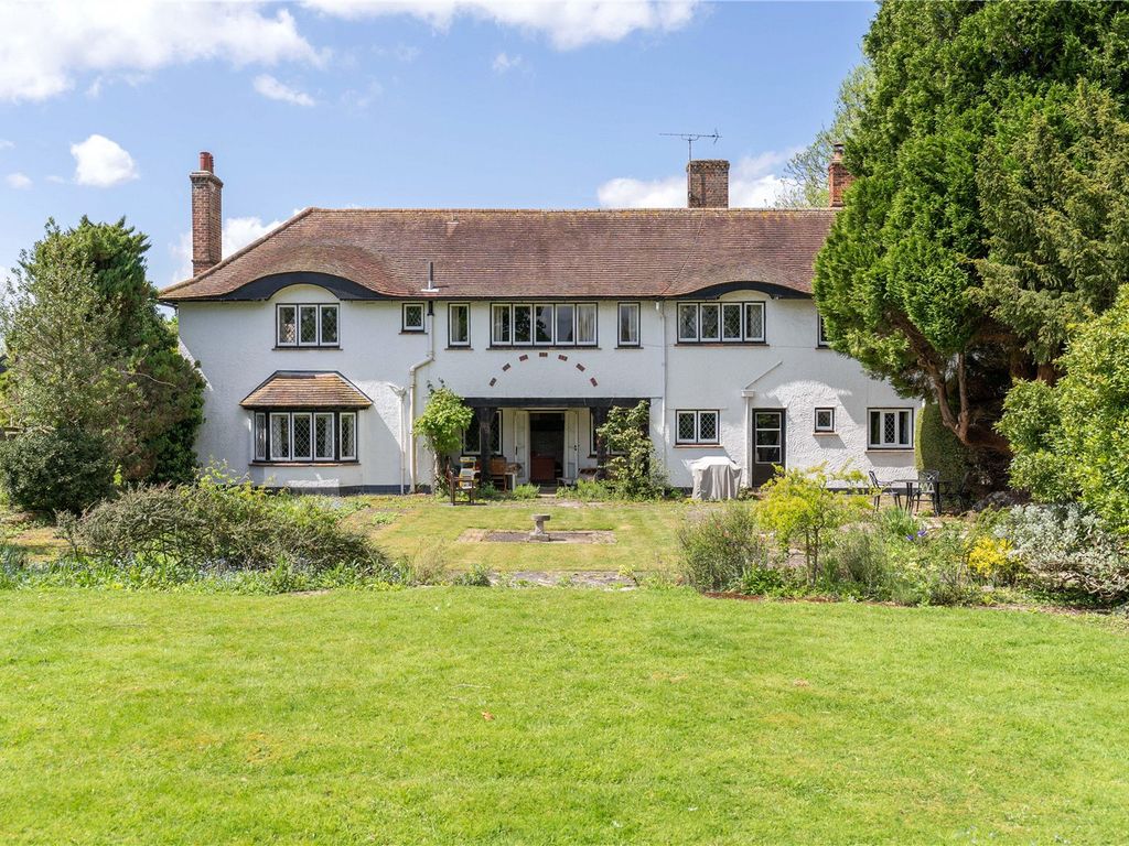 7 bed detached house for sale in High Street, Henham,