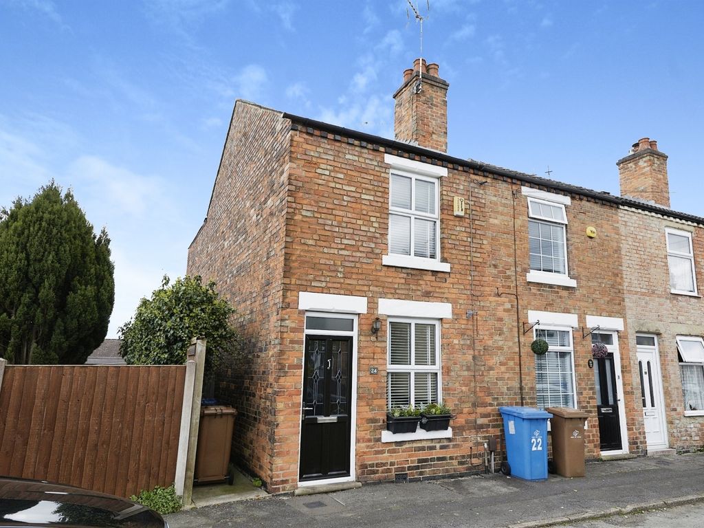 2 bed end terrace house for sale in Warner Street, Mickleover, Derby