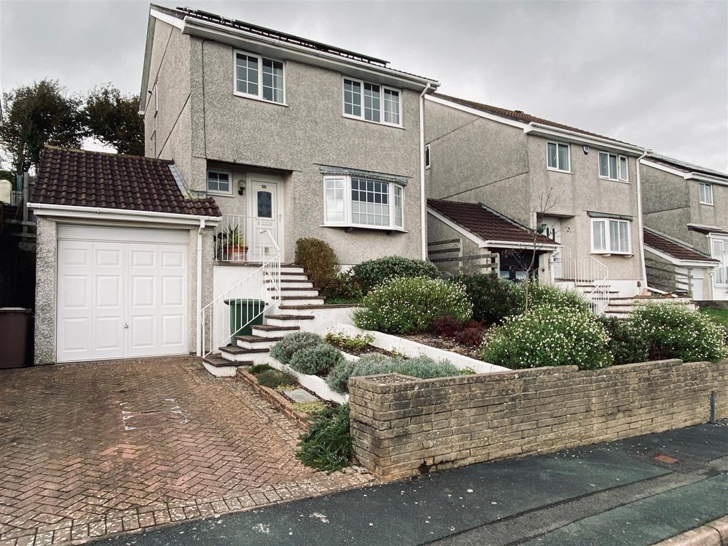 3 bed detached house for sale in Elford Crescent, Plympton, Plymouth