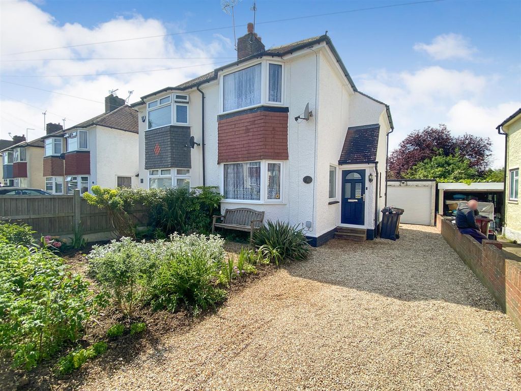 3 bed semidetached house for sale in Edna Road, Maidstone ME14, £
