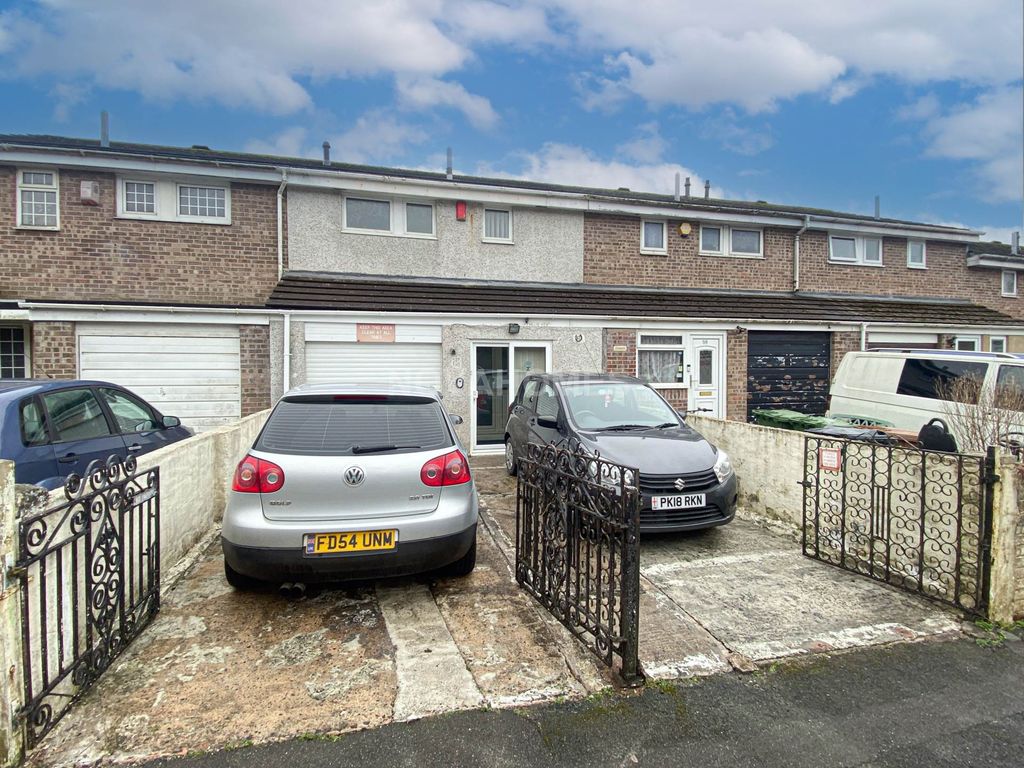 3 bed terraced house for sale in Langdale Gardens, Estover PL6, £