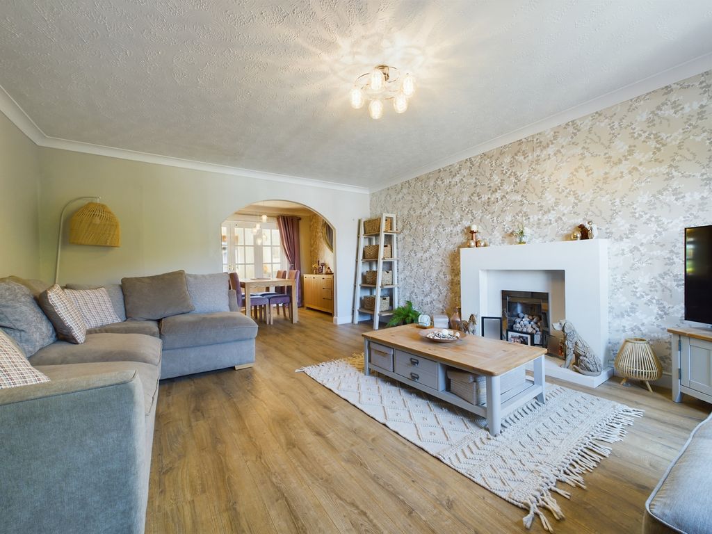 3 bed detached house for sale in Claydon Drive, Radcliffe, Manchester M26 Zoopla