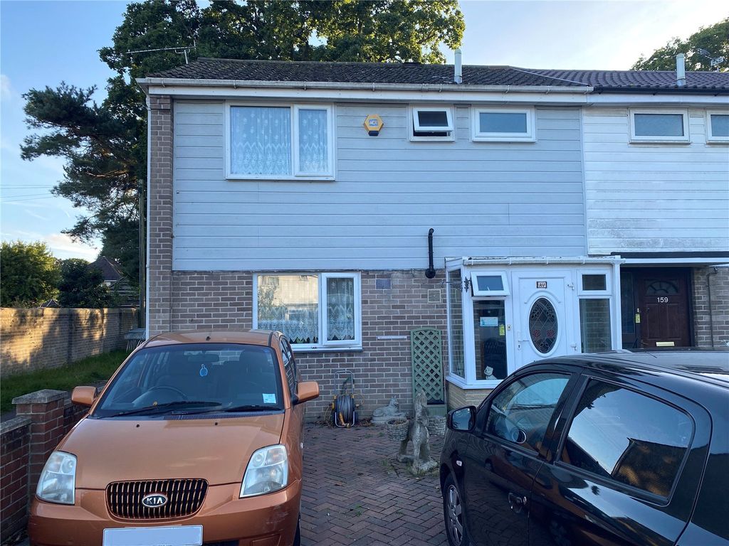3 bed end terrace house for sale in Craigmoor Avenue, Strouden Park